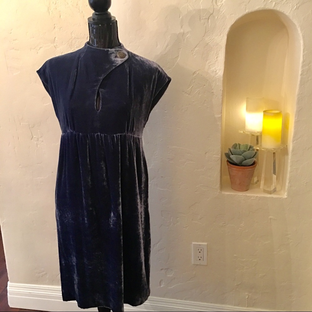 Cinthia Steffens, size 10, velvet brand new